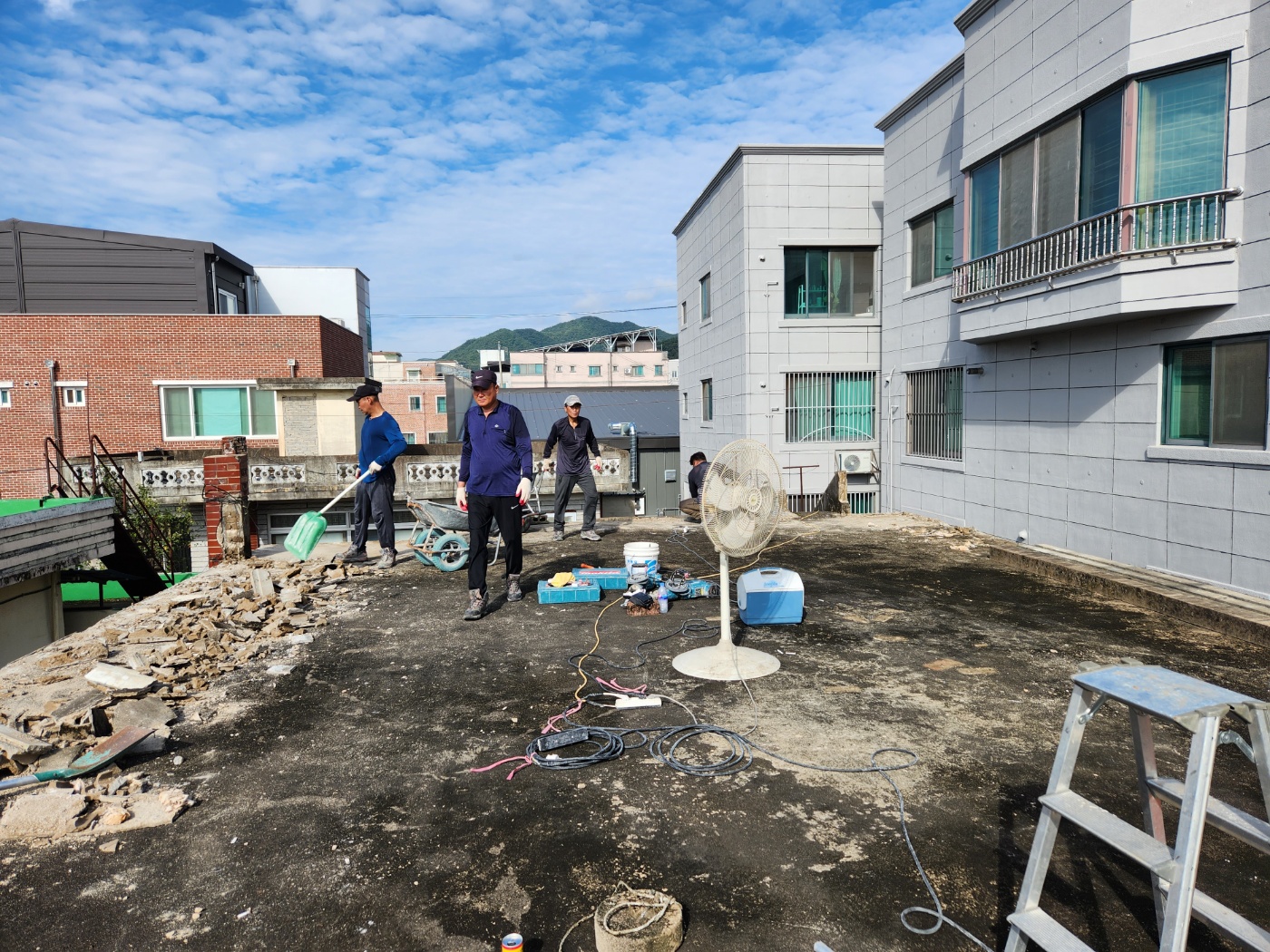 [상주신축시공] 2023. 9. 5. 상주시 무양동 콘크리트 주택 부분 철거 공사 사진